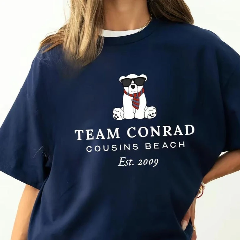 مؤسسة الشاطئ Team Conrad Junior Mint Bear Cousins. 2009 جرافيك تي شيرت الصيف تحولت جميلة 3 فيلم امرأة رجل القطن قميص #1