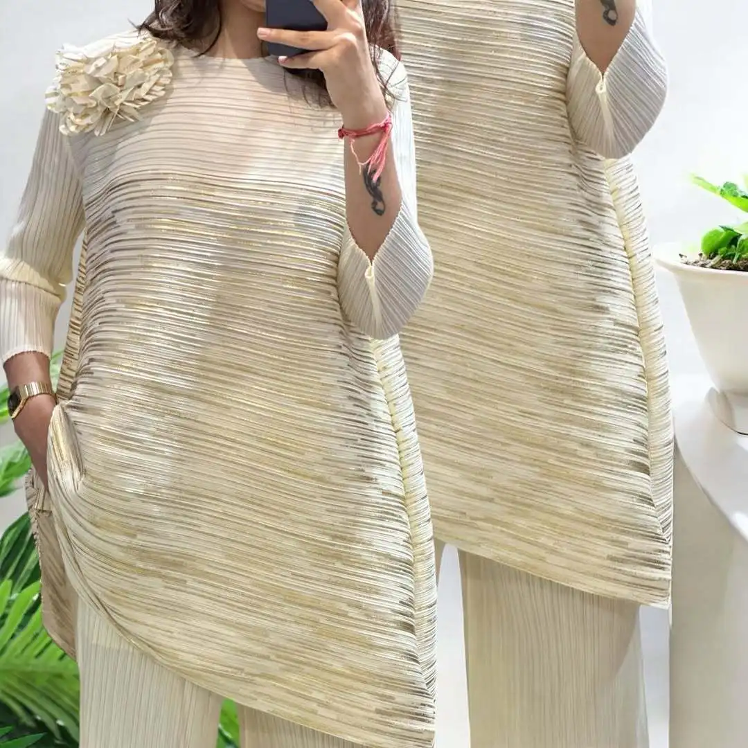 

Miyake Pleated Fashion Set, Plus Size Women's High-end Hot Stamping Round Neck Top, Pleated Casual Pants Two-piece Set