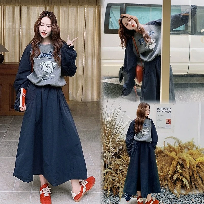 

Корейская версия, осень 2023, новый удобный и повседневный комплект из двух предметов, модная толстовка с круглым вырезом и принтом, свободная полуюбка