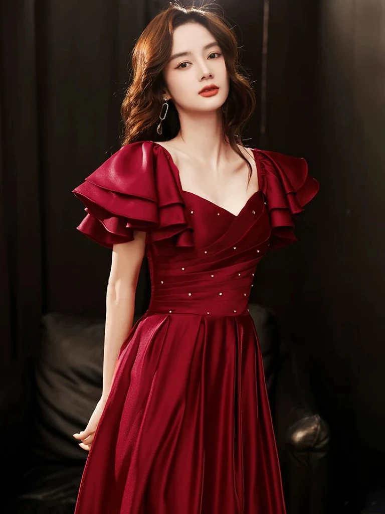 

Wine Red V-Neck Prom Dresses Princess Corset Pearl Flare Sleeve Satin A-line Ruffle Evening Wedding Formal Party Gowns Plus Size