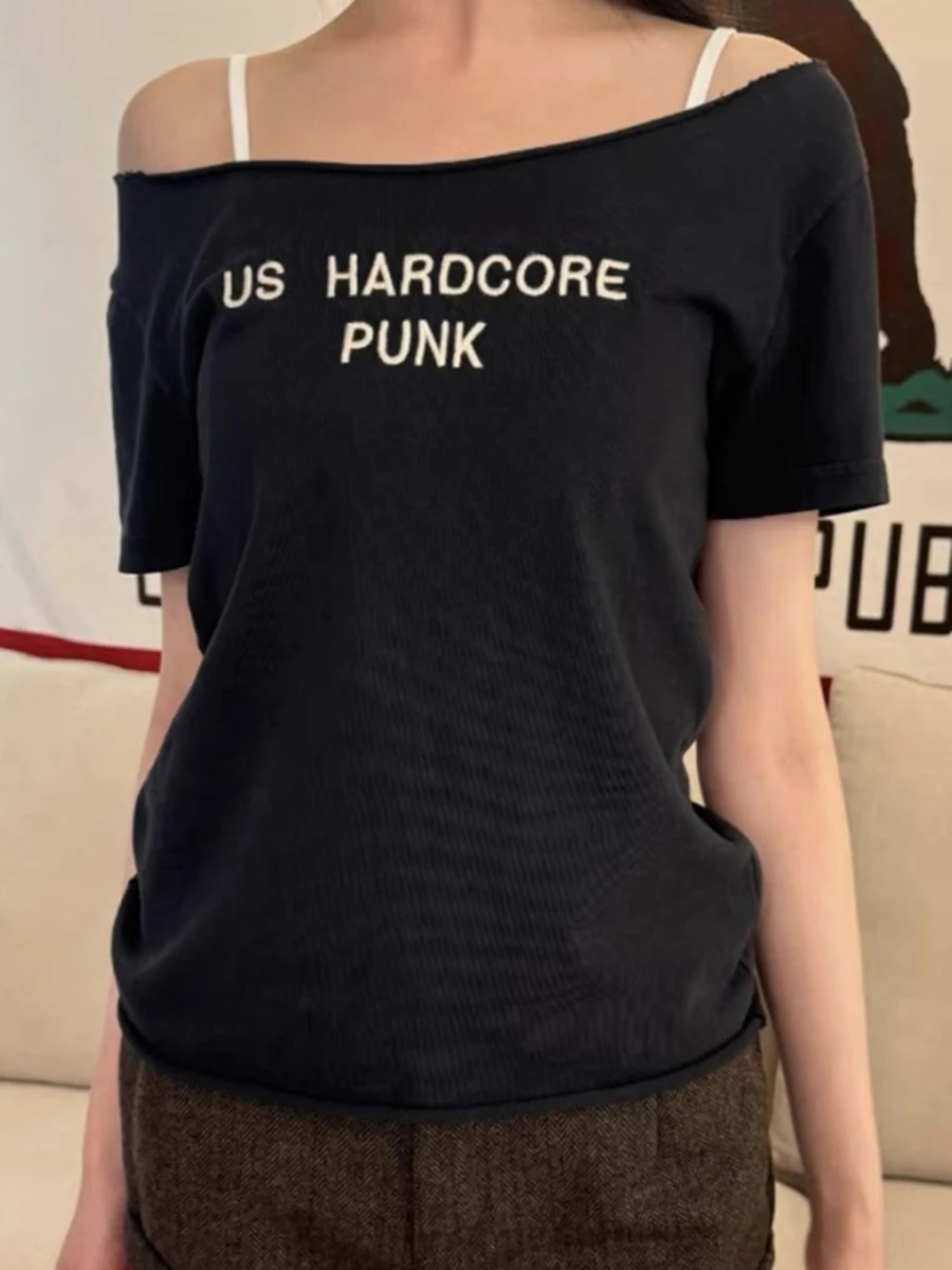 

Letter Embroidery Black T-shirt Women Off Shoulder Short Sleeve Raw Hem Tee Shirts Summer Streetwear Fashion Sweet Tops T-shirts