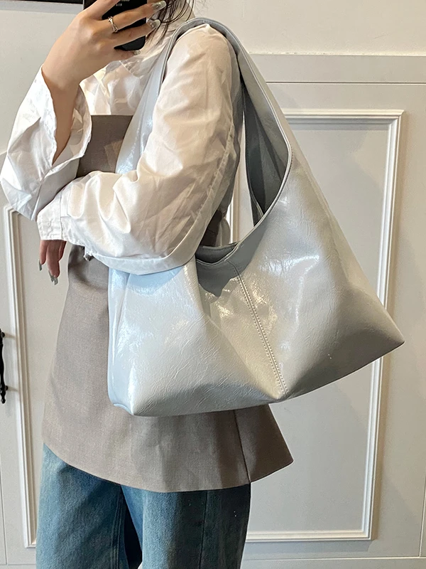 

Laid-ba Sle Large Capaci Oil Wax Leather Tote Bag Casual Commuter Armpit oulder Bag Simple mat High-End Feel