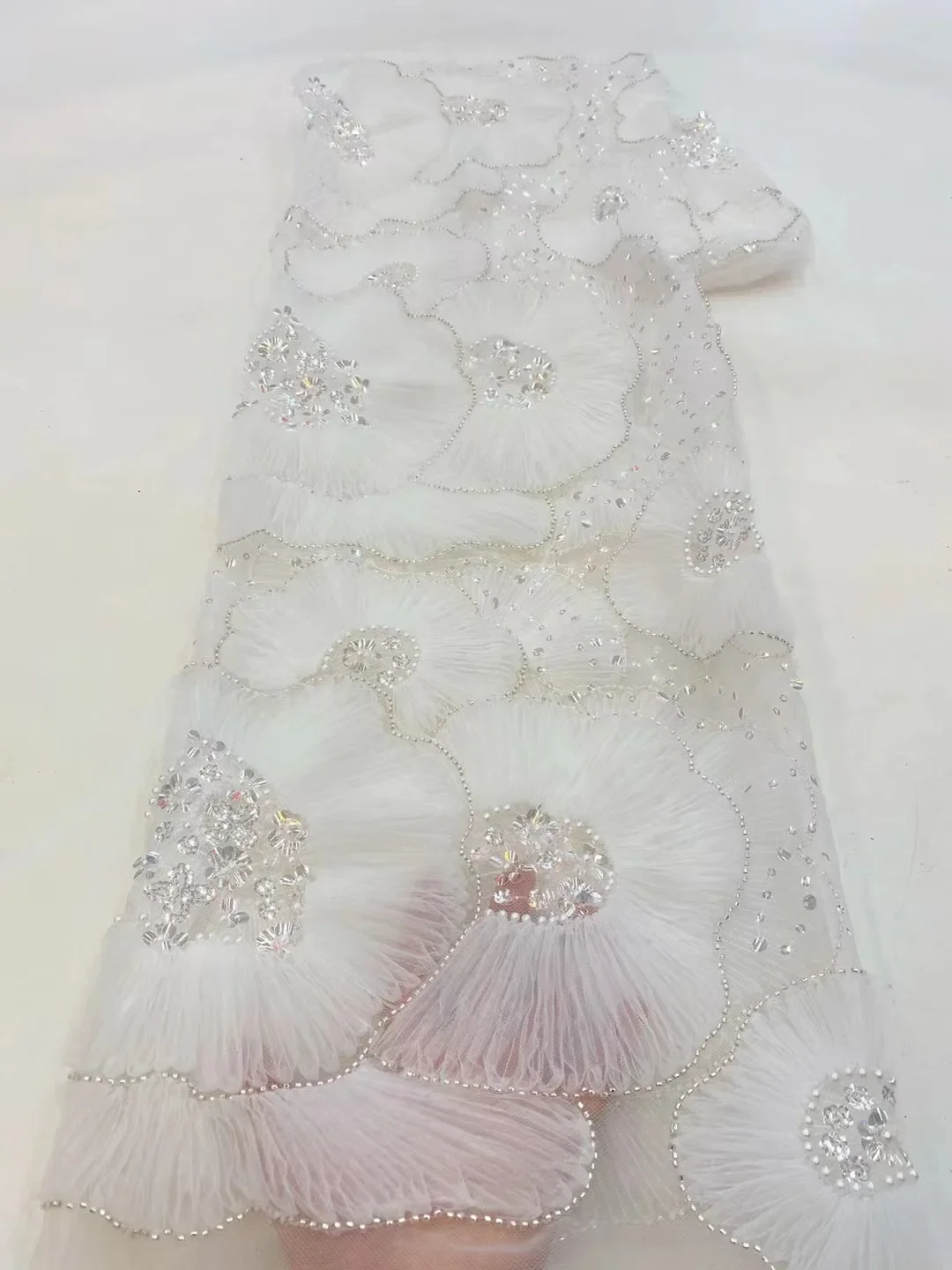 Handmade French Tulle Lace Fabric 2024 High Quality 3D Flower Embroidery African Beads Lace Fabric for Women Dresses VXZ5667