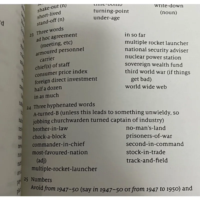 الاقتصاد: دليل النمط 《Ann Wroe》كتاب تعليمي باللغة الإنجليزية كتب إنجليزية Libros Livros