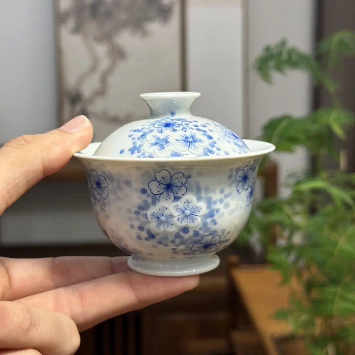 Blue and white carving plum blossom Ercai cover bowl high-end souvenir gift tea set Jingdezhen porcelain hand-painted ceramics