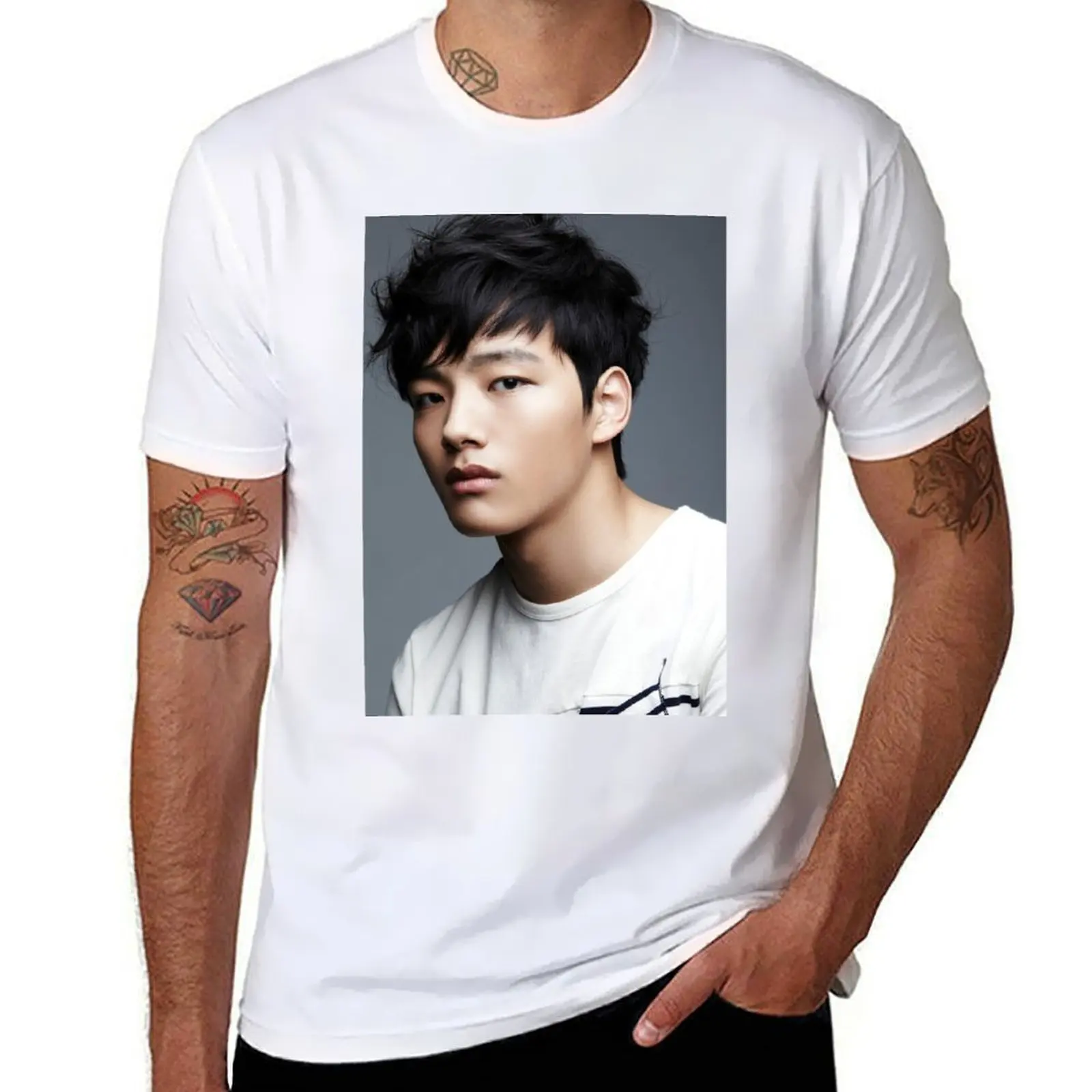 

Yeo Jin Gu [Click to see other items with this design] T-Shirt t shirt man designer t shirts cotton 100% T-Shirt