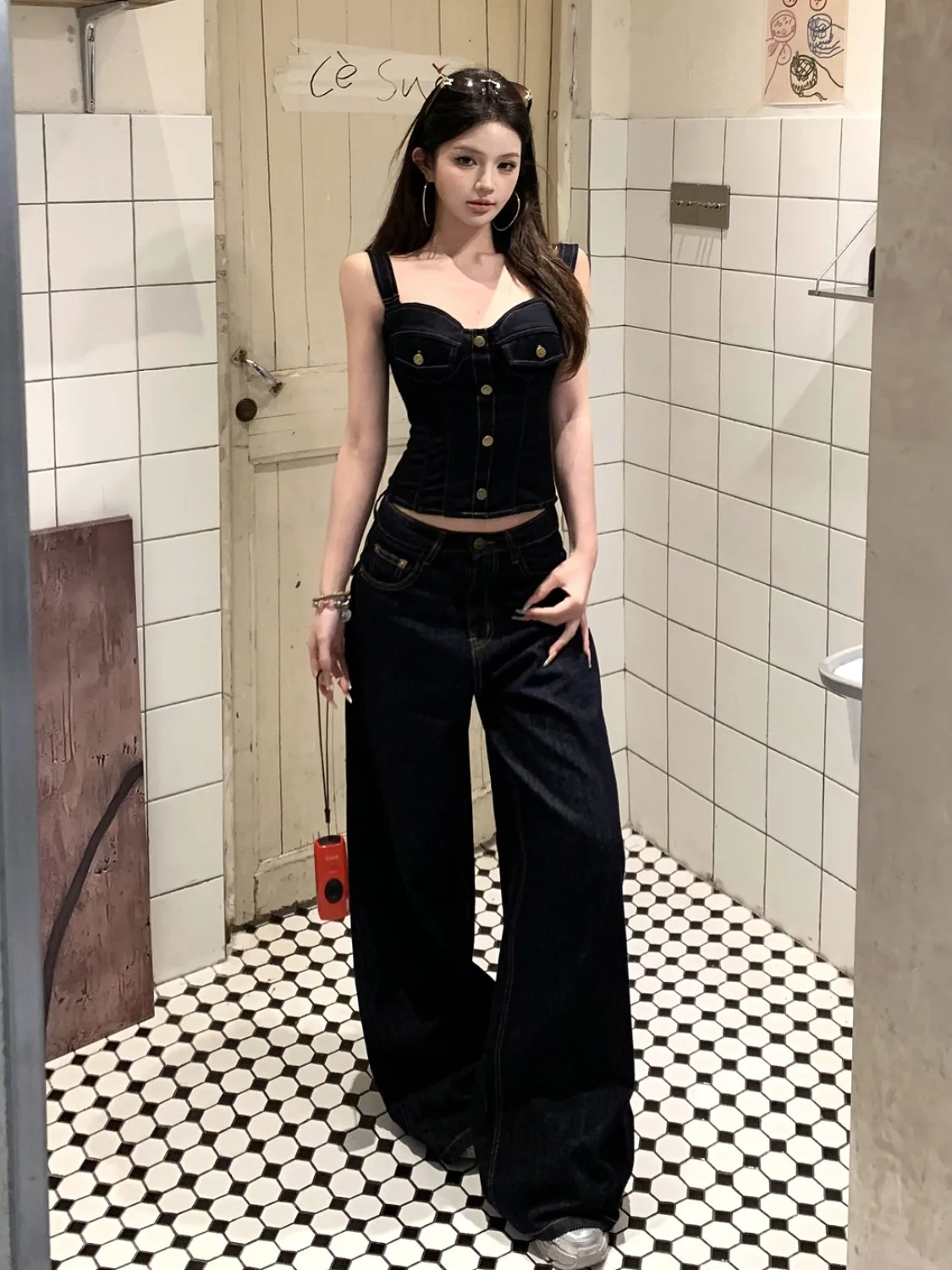

American Hot Girl Two-Piece Set Summer New Slim Fit Strap Top Jeans Wide Leg Pants Design Sense Casual Style High Waist Jeans