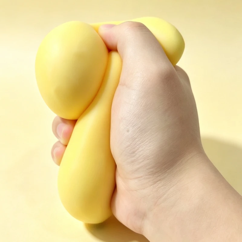 Knuspriger Bananen-Squishy-Spielzeugblock, weicher, drückbarer Stressball, taktiler Fidget-Spielzeug für Erwachsene, sensorisches, beruhigendes Geschenk – Detail 2