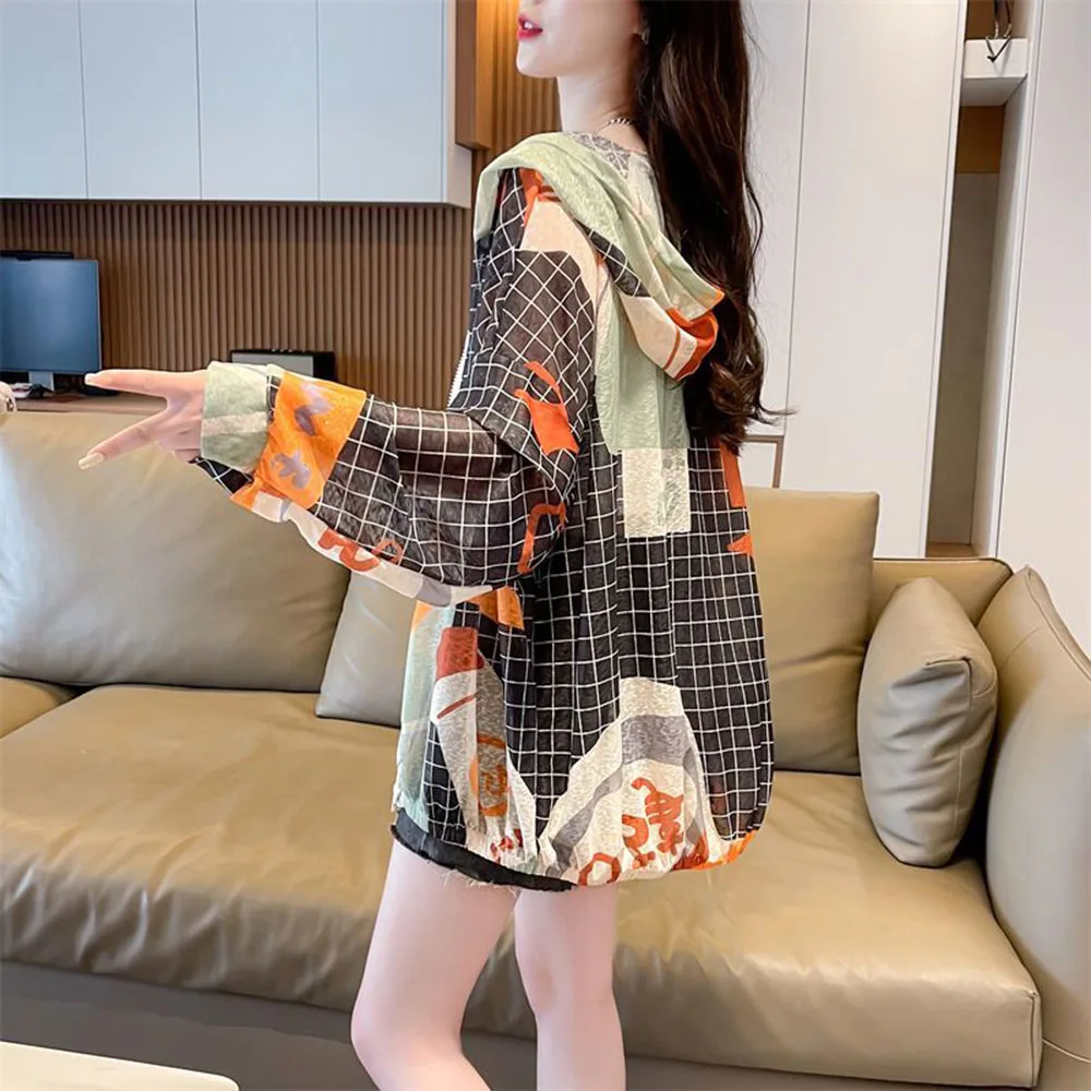 Personalized Printed Breathable Thin Hooded Sunscreen Clothing Female Korean Version Of Loose Summer New Air-conditioning  Coat.