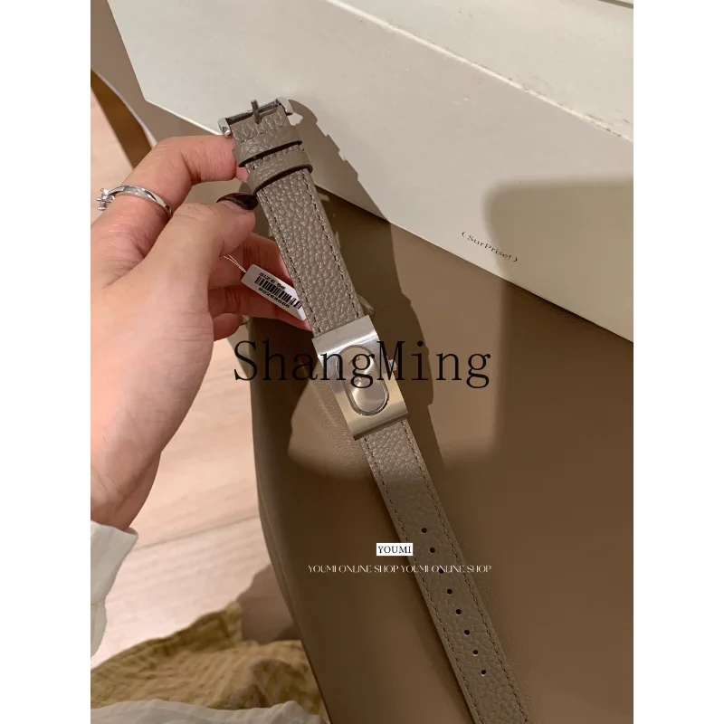 

CL unique high-end belt watch elephant gray square steel shell oval atmospheric design quartz women's watch
