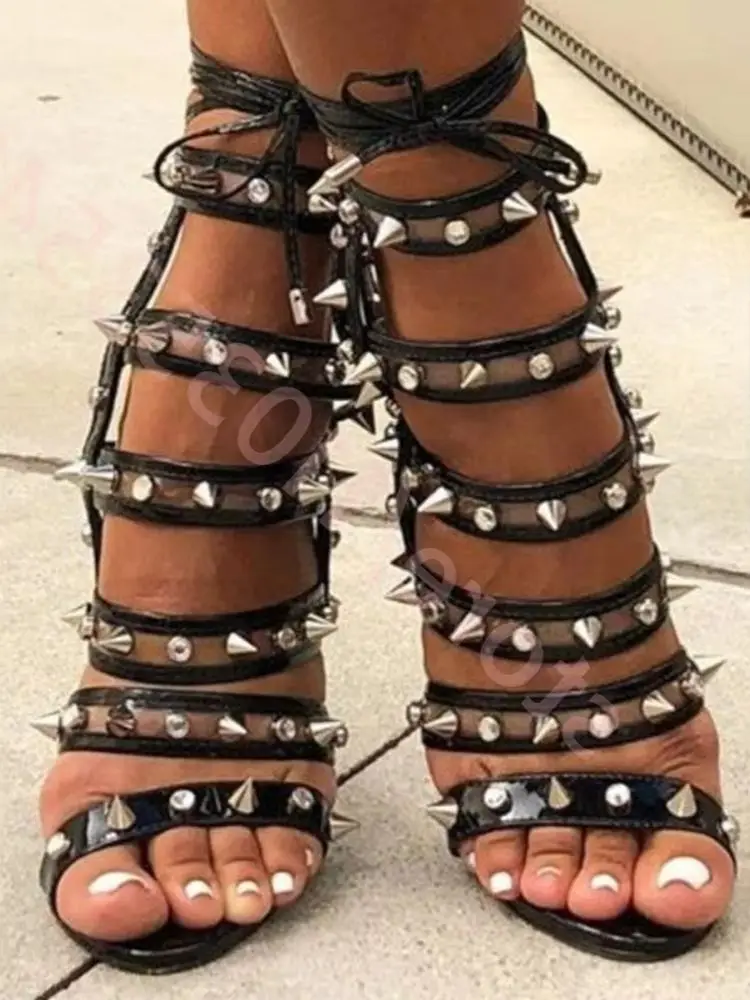 

Black Rivet Hollow Strap Sexy Women's Sandals 2025 New Fashion Ins Style Open Toe Stilettos Summer Party Casual Catwalk Sandals
