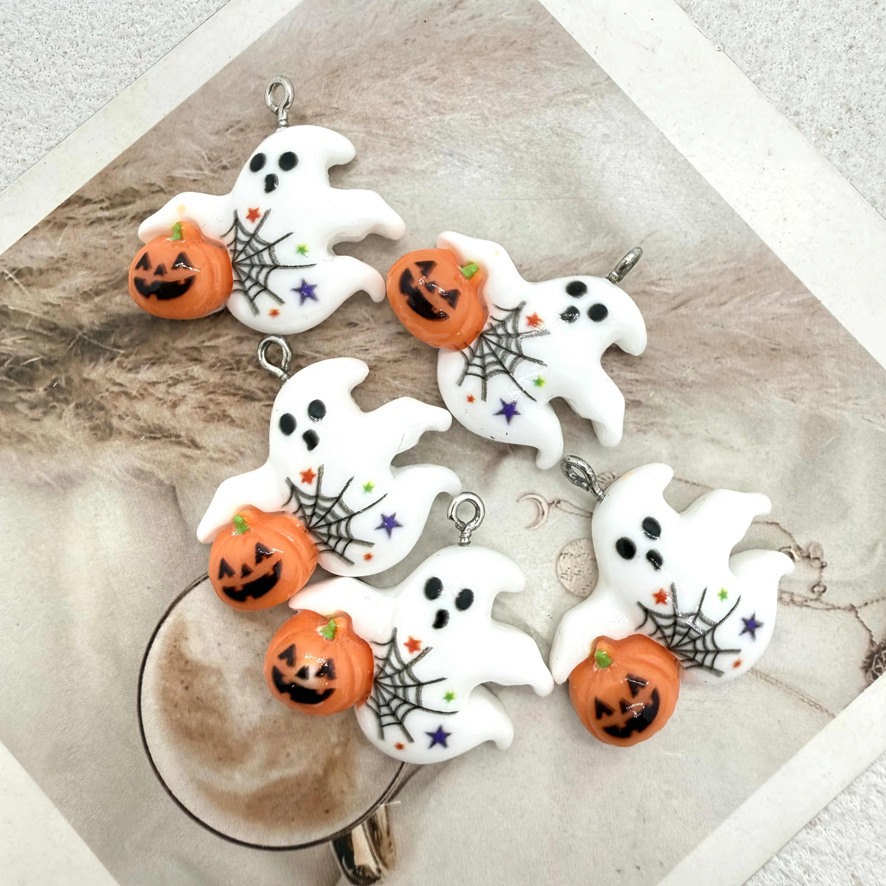 10PC Resin White Ghost Pumpkin - Jewelry Making Event 评论和价格
