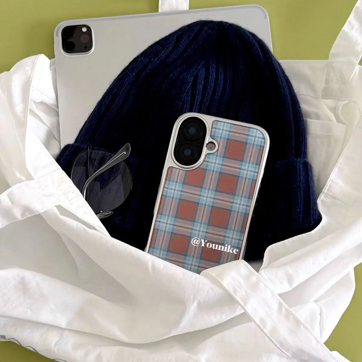 Original Minimalist Niche Grid Pattern Phone Case For Samsung Galaxy S23 S24 S25 S26 FE PLUS ULTRA EDGE Resin Casting Cover Y2K