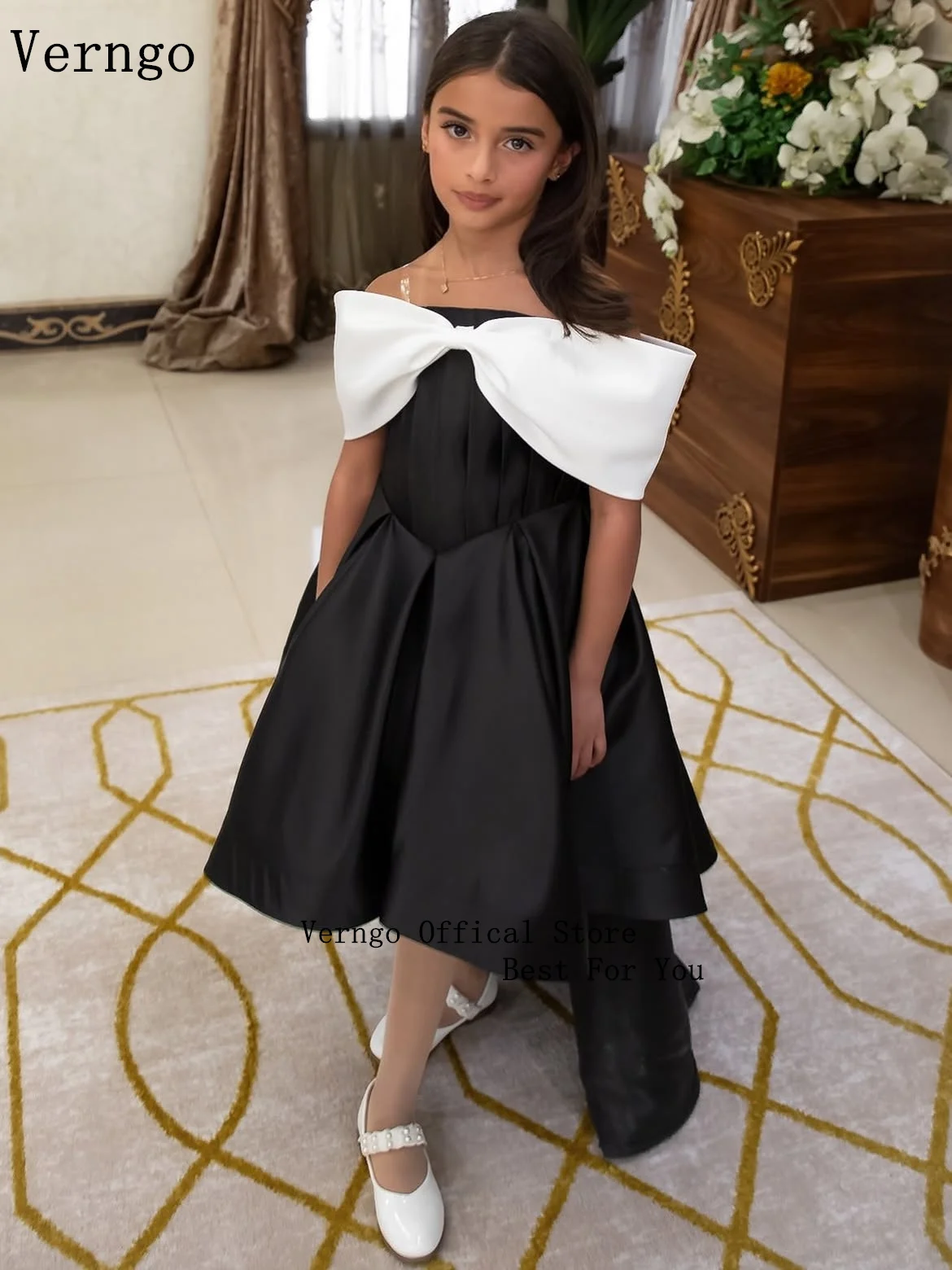 Verngo Black Pincess Mini Girl Flowers Dress Off The Shoulder A Line Kid Bow Birthday Party Dresses Celebrity Gown Customized
