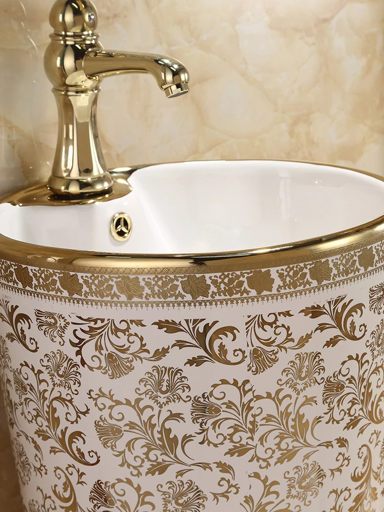 

Golden pillar basin, toilet, balcony, sink, floor-to-ceiling household integrated washbasin