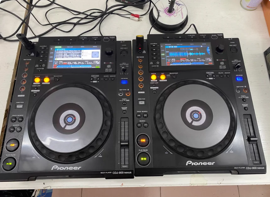 TAO pioneer cdj-900nexus disc player djm900nxs2 CD2000 third