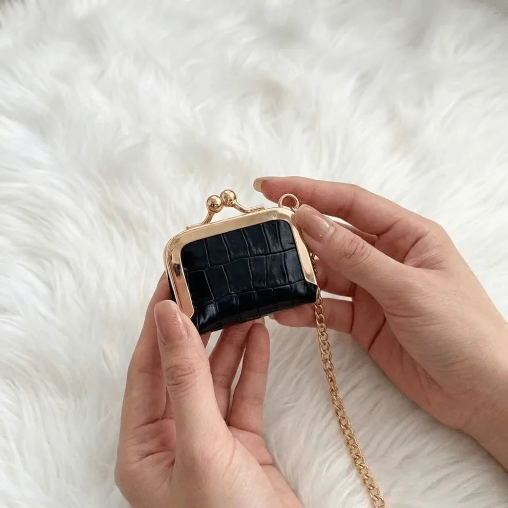 PU Leather Kiss Lock Coin Purse Detachable Chain Small Jewelry Storage Pouch Portable Embossed Keychain Change Wallet