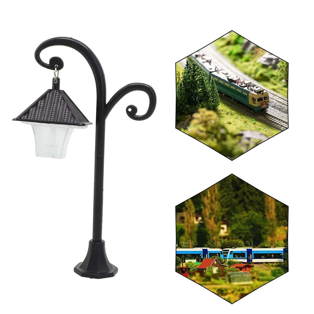 1 set nuovissimo luci per la casa ornamento arredamento da giardino lampada solare treno batteria in miniatura casa delle bambole nera modello strada