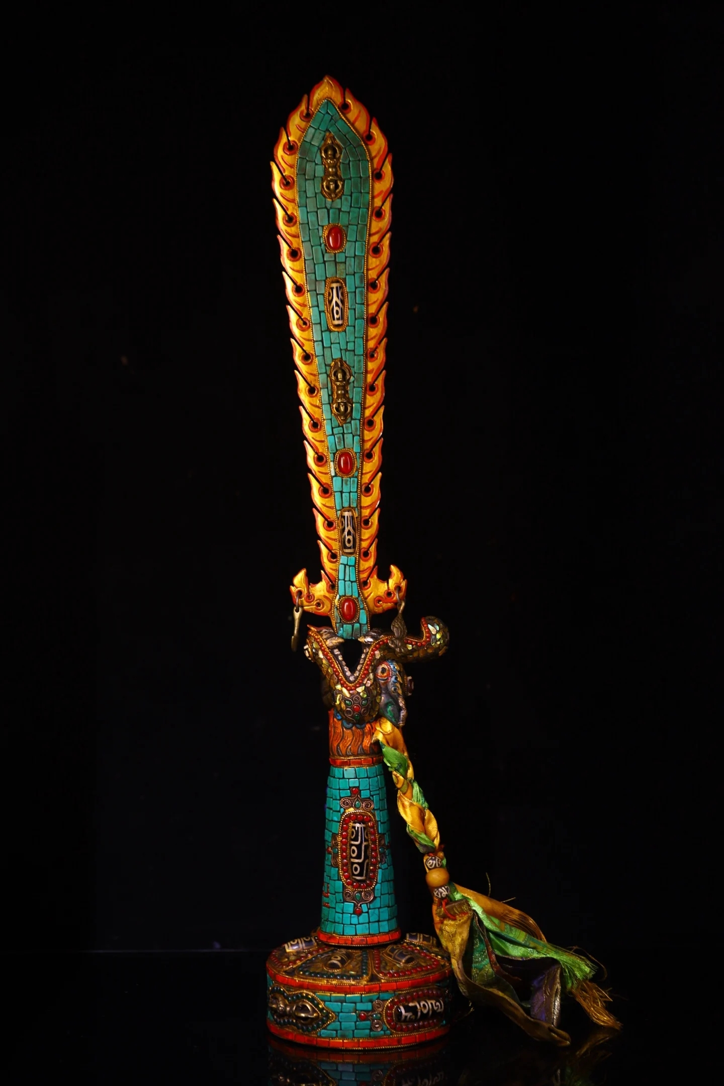 

Окрашенная мозаика Old Tiantie, драгоценный камень gZi, бусины, бирюзовый меч Манджушри, меч света, контроллер единорога, кулон, амулет, зал поклонения