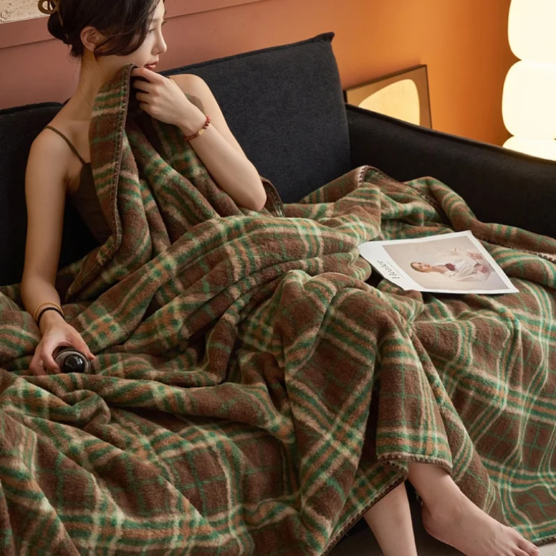Imitation Cashmere Milk Velvet Blanket Skin-friendly Retro Grid Office Nap Travel Airplane Blankets Warm Sofa Cover 100*150cm