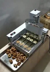 Automatic Donut Maker/Donut Fryer 6-Row 1500-2000Pcs/H Mini doughnuts Machine Commercial Teashop/Restaurant/Coffee Shop Use 110V