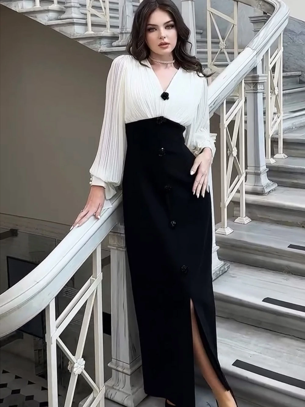 고급스러운 배색 V넥 이브닝 드레스, 여성용 듀티룩으로 인기, 앞트임 빈티지 롱 슬리브, 재고 있음, 칵테일 가운