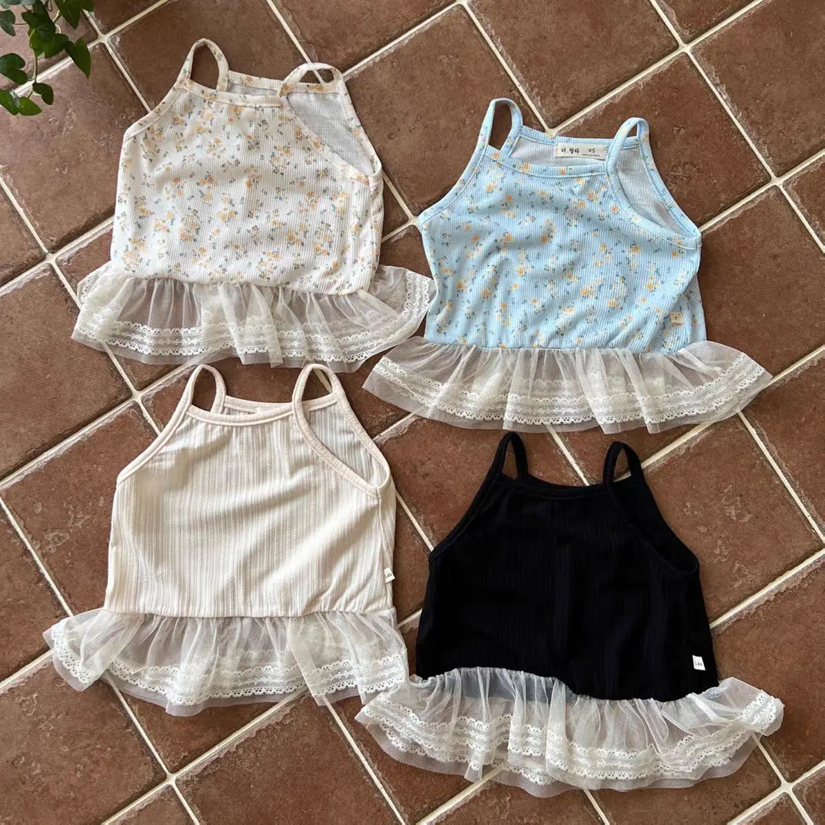 

2026 Summer New Baby Sleeveless Clothes Set Infant Girls Cute Mesh Splicing Sling Tops + Shorts 2pcs Suit Toddler Cotton Outfits