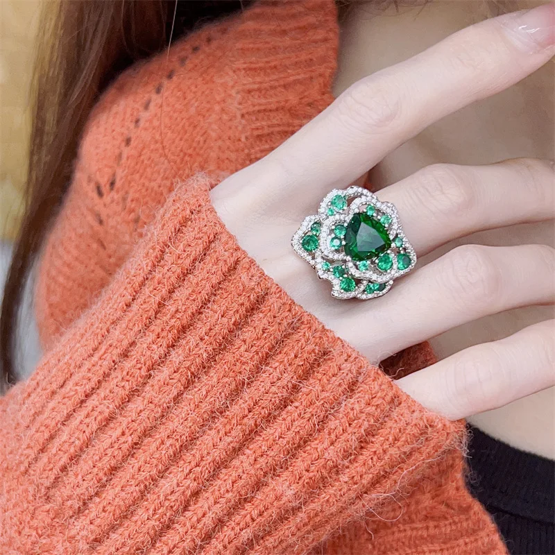 925 Sterling Silver New Retro Emerald Ring, Women's Light Luxury Personalized Fashion Ring, Green Flower High-End Jewelry Gift