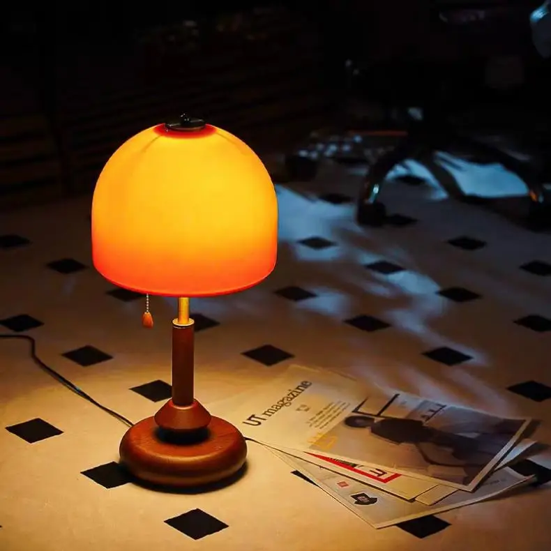 Retro Table Lamp Atmosphere Suitable