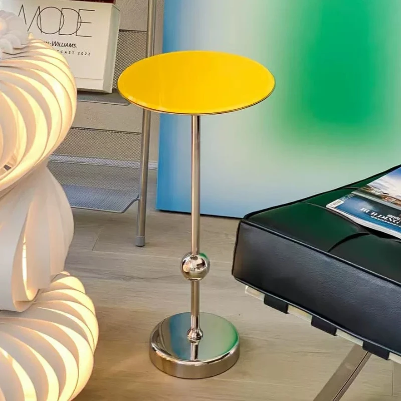 Floor Metal End Tables Modern Round French Style Sofa Side Table Corner Hall Mesita Auxiliar Wohnzimmer Space Saving Furniture
