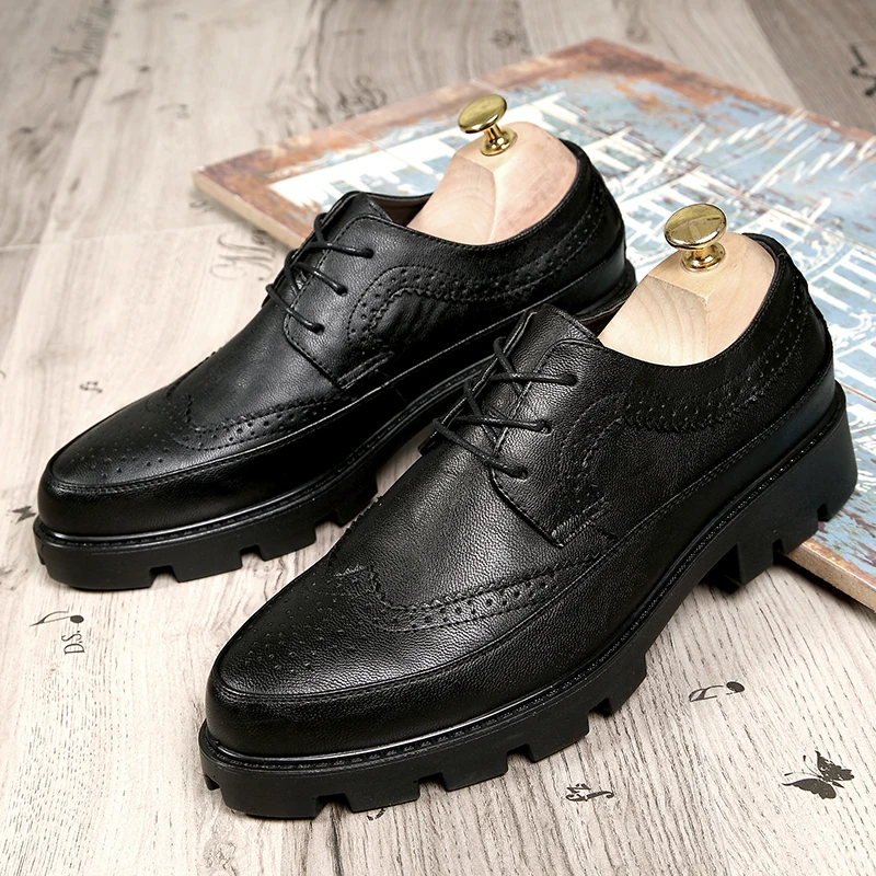 

British Style Leather Shoes Busniess Shoes Men Leisure Brogue Shoes Fashion Office Brock High Quality Frosted Black Formal Shoes