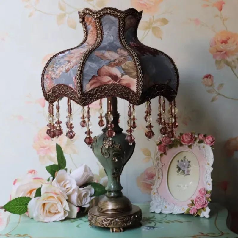 

Ретро в стиле суда, пасторальная атмосфера, кружевная настольная лампа, прикроватная лампа, комната, настольная лампа