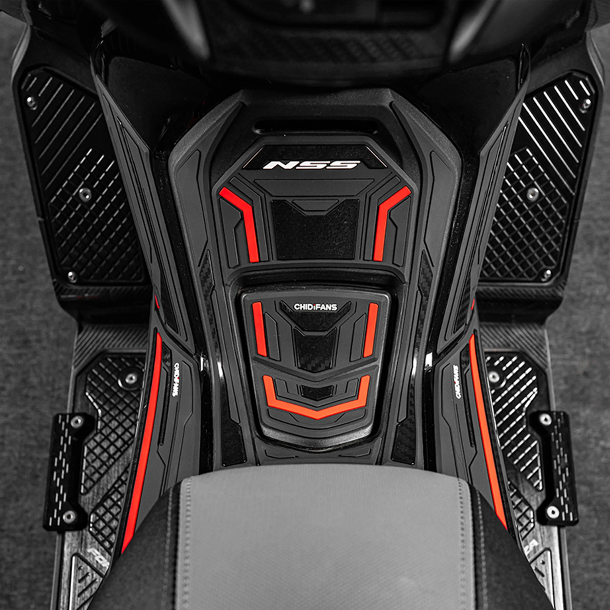 Compatible with Honda Forza 350 Motorcycle Rubber Tank Pad Anti-slip Fuel Tank Sticker Wear-resistant Protective Decal