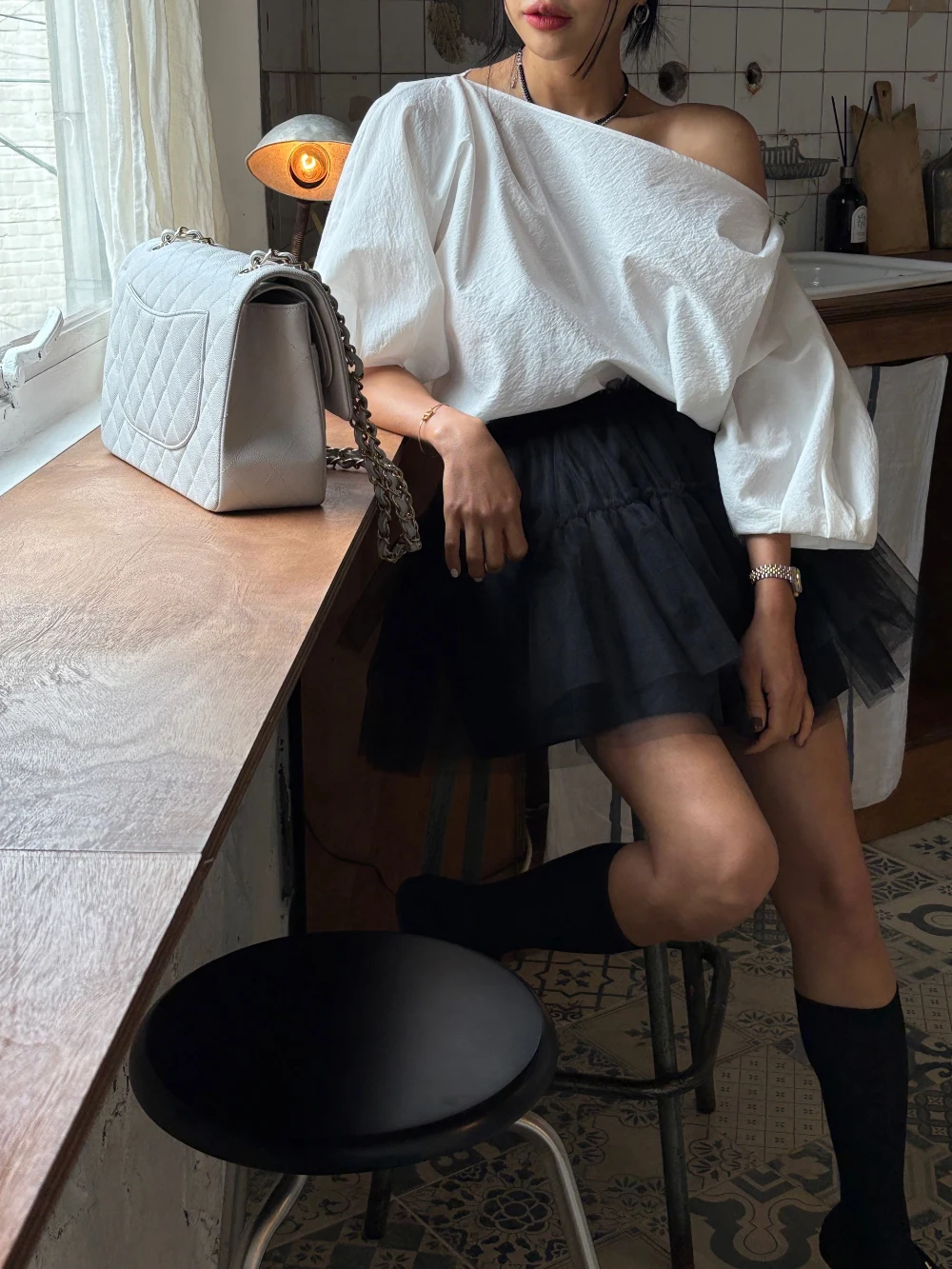 

Autumn 2025 korean style Tops Girls Off Shoulder Lantern Long Sleeve t-shirt Womens White Tees shirt femme (JJ9889