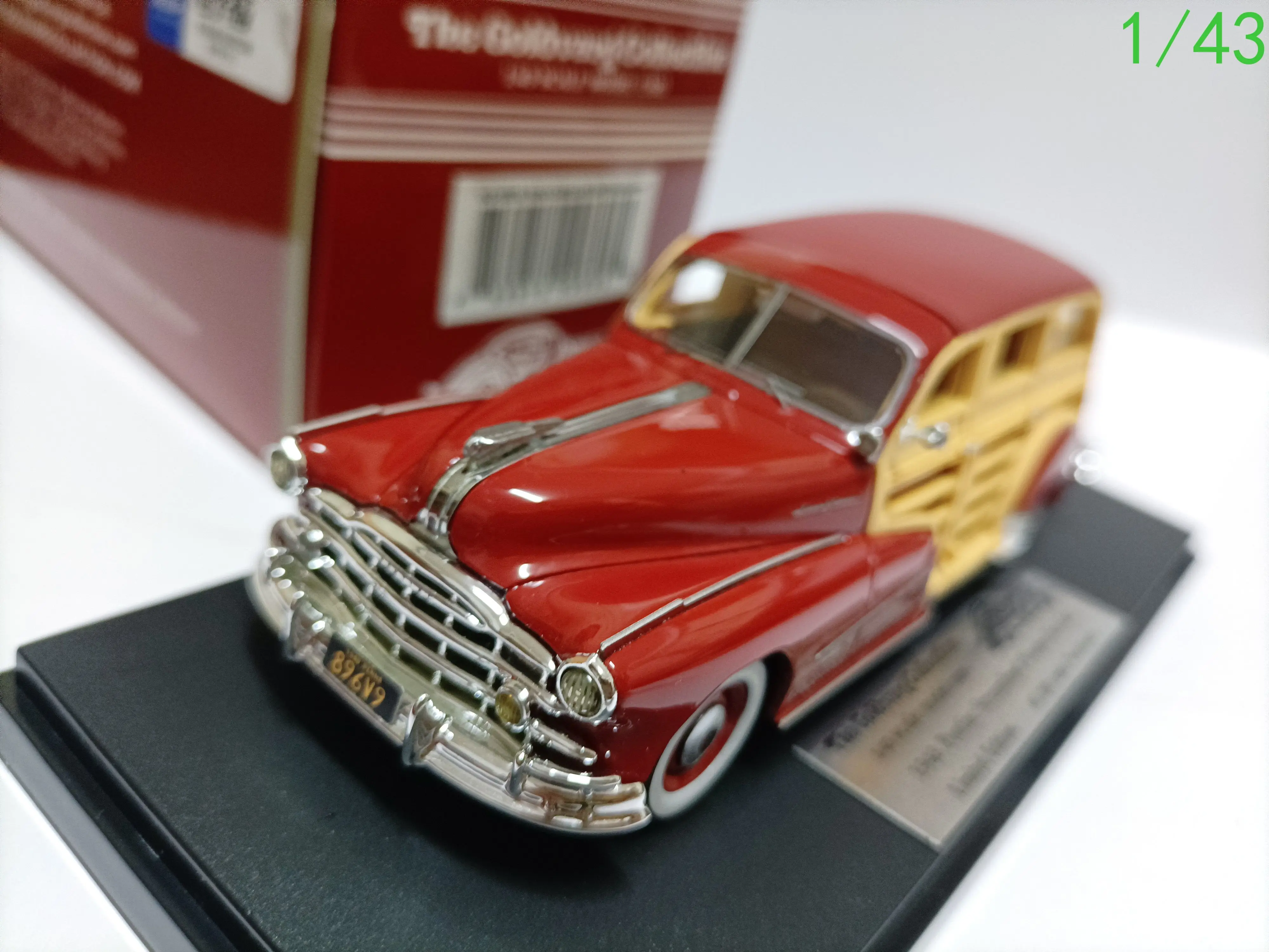 Goldvarg 1/43 Pontiac Wagon Model Pontiac Streamline 1948 Dark Red Ornaments Collectibles Gifts Resin