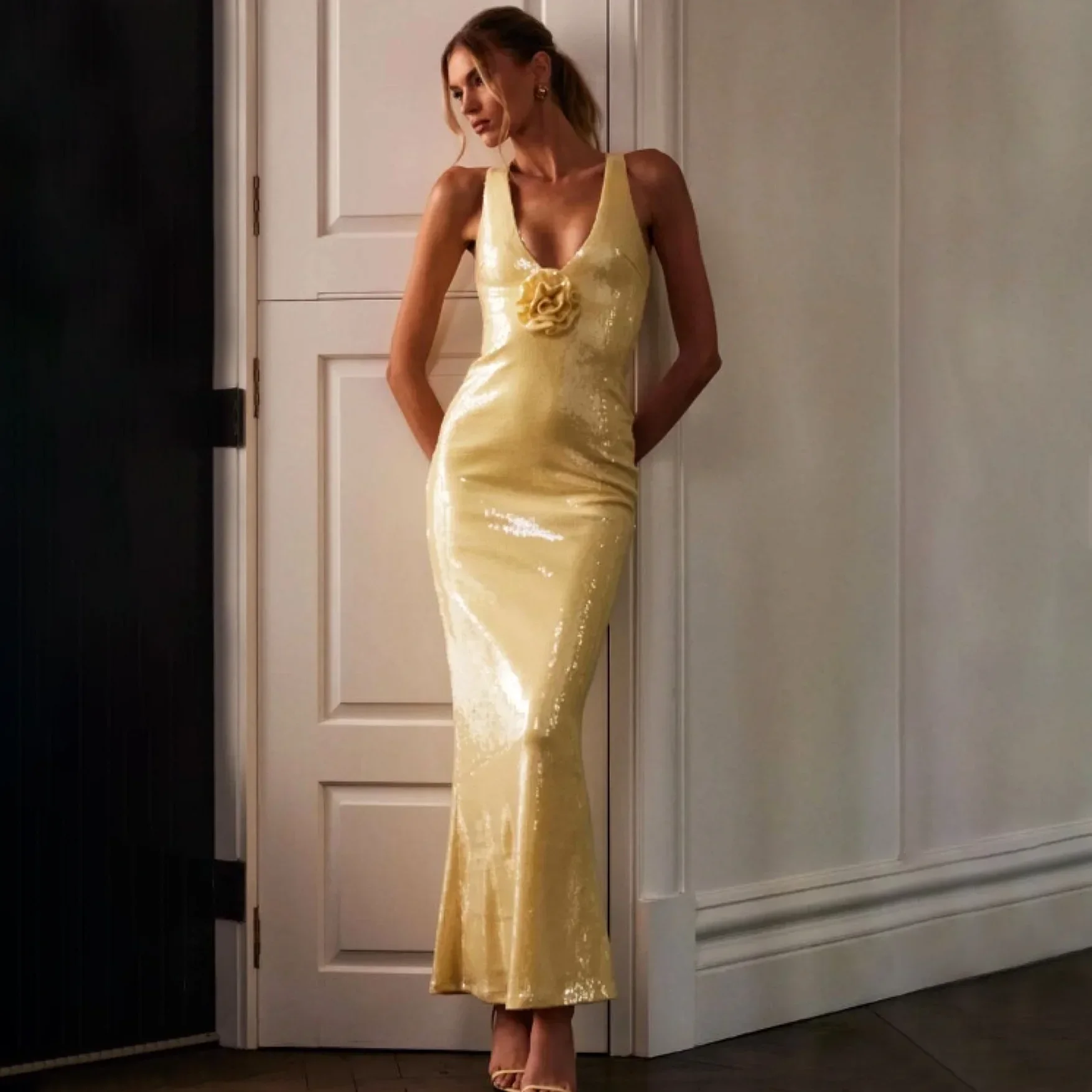 

Женское вечернее сексуальное платье с глубоким V-образным вырезом и открытой спиной, расшитое блестками платье с разрезом, вечернее клубное облегающее платье