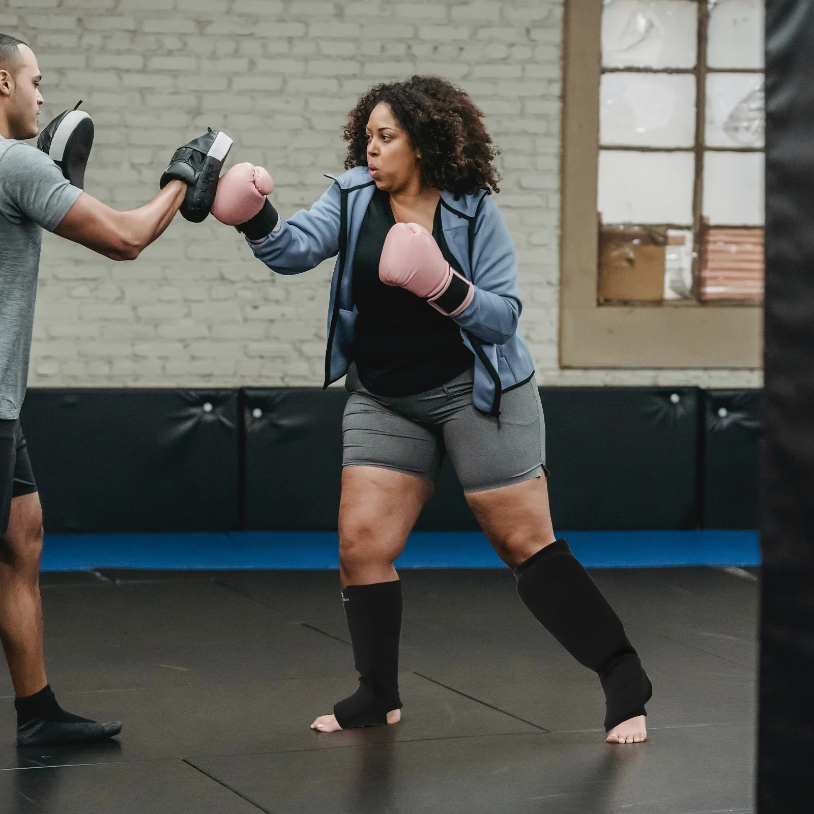 

1Pair Karate Shin Guards Breathable Quick Dry Protective Pads for Outdoor Taekwondo Sports Calf Gear Karate Pads