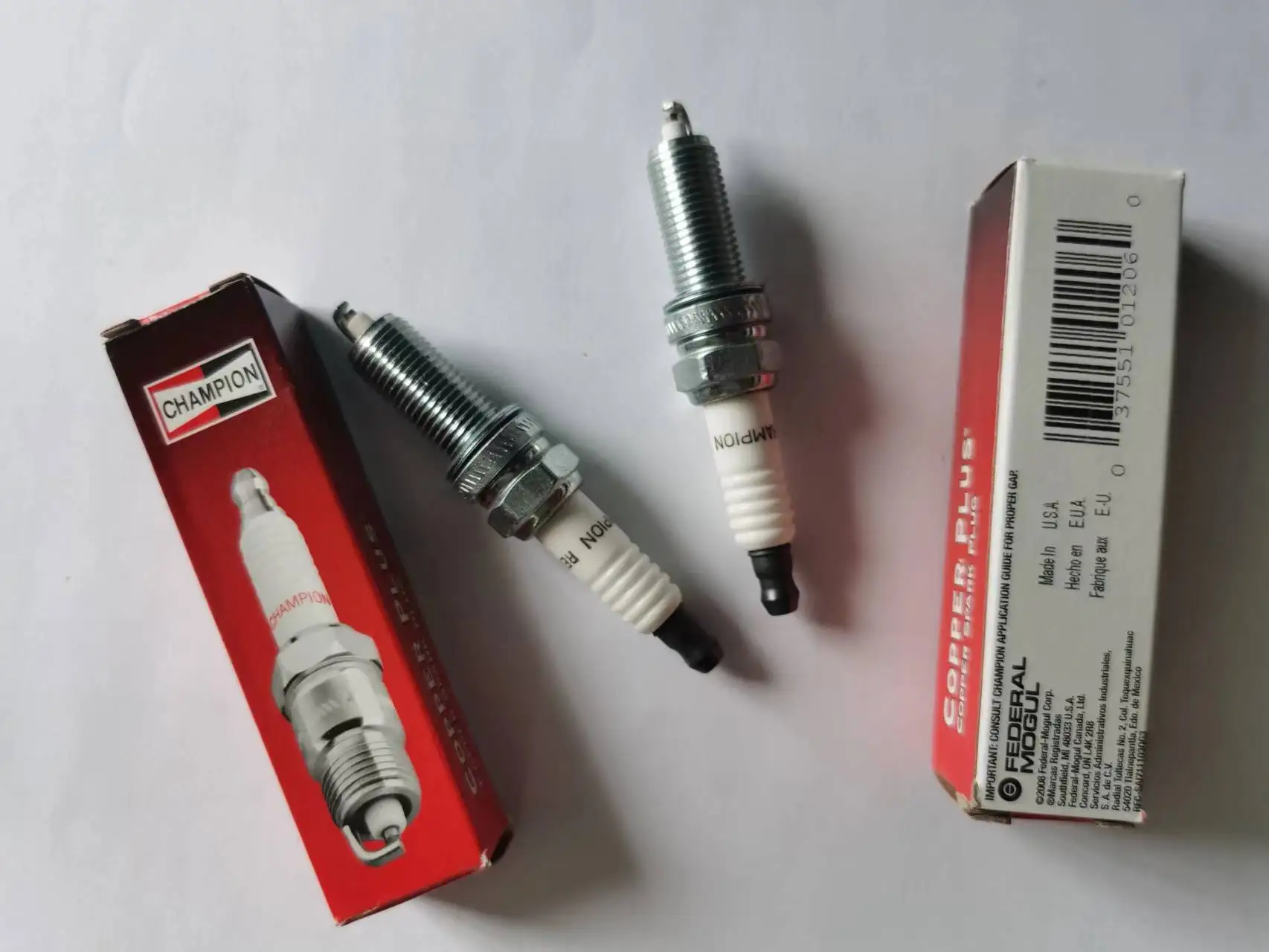 CHAMPION BRAND RER8MC SPARK PLUG COPPER 4 PIECES FOR KIA/HYUNDAI GMA ENGINE