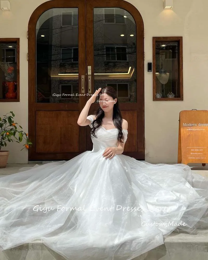 Giyu semplice morbido Tulle una linea abiti da sposa con spalle scoperte corsetto indietro abito da sposa corea servizio fotografico lunghezza del pavimento