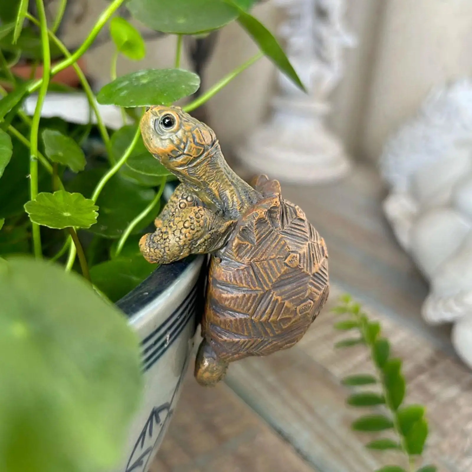 Tortoise Plant Pot Hanger Hanging Turtle Statue Decorative, Flower Pot Hugger, Ornament for Garden Yard Outdoor Fish Tank