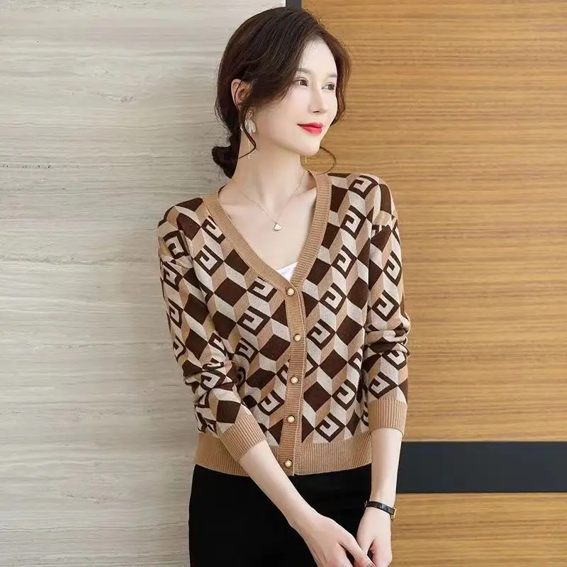 Autumn Ladies Fashion Geometric V-neck Long sleeve sweater coat women clothes fashionable Buttons Slim knitting Cardigan top tee