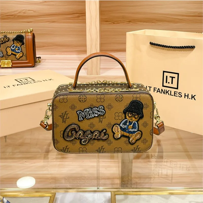 

Light luxury brand women's handbag 2025 new willow nail single shoulder high-end designer embroidered cartoon crossbody bag