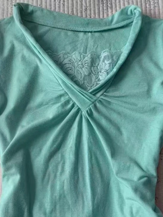Women Y2K Mint Green Twist Front Short Sleeve T‑Shirt V‑Neck Inner Lace Patch Cap Sleeve Slim Fitted Retro  Y2K Casual Tees Tops