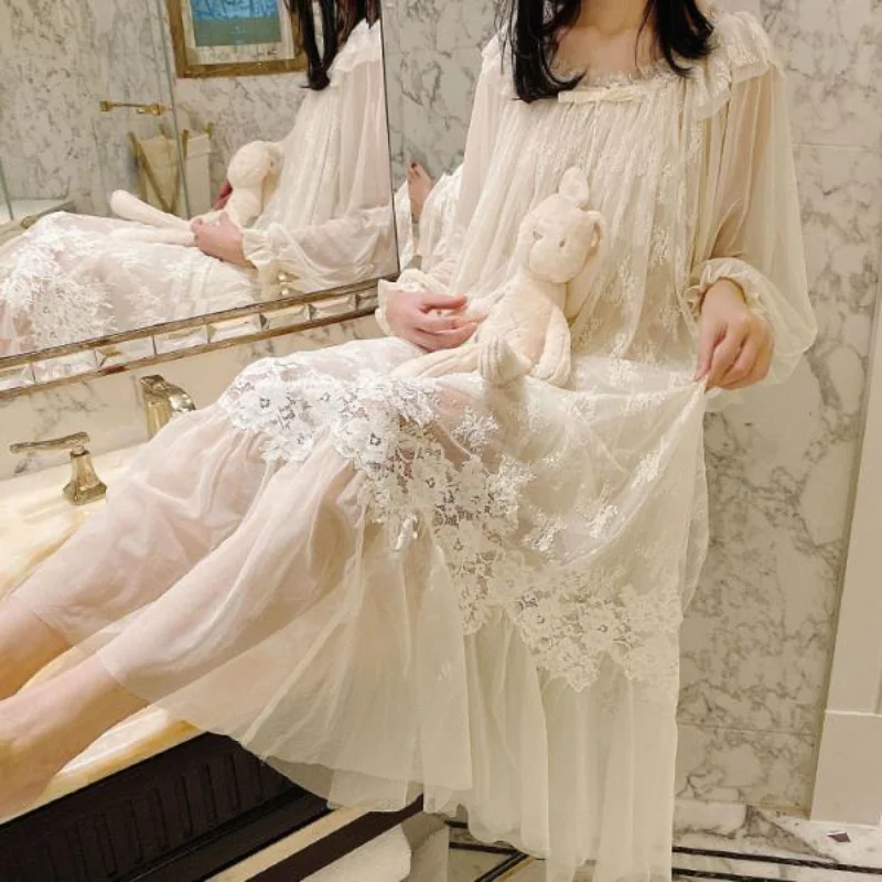 Fairy White Night Dress Women Sexy Lace Peignoir Long Sleeve Robe Dressing Gown Vintage Nightgown Princess Nightwear Sleepwear