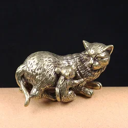 Brass Cat Catching Mouse Creative Home Decor Ornament Vintage Metal Cute Animal Tea Pet Table Placing Miniature Figurines