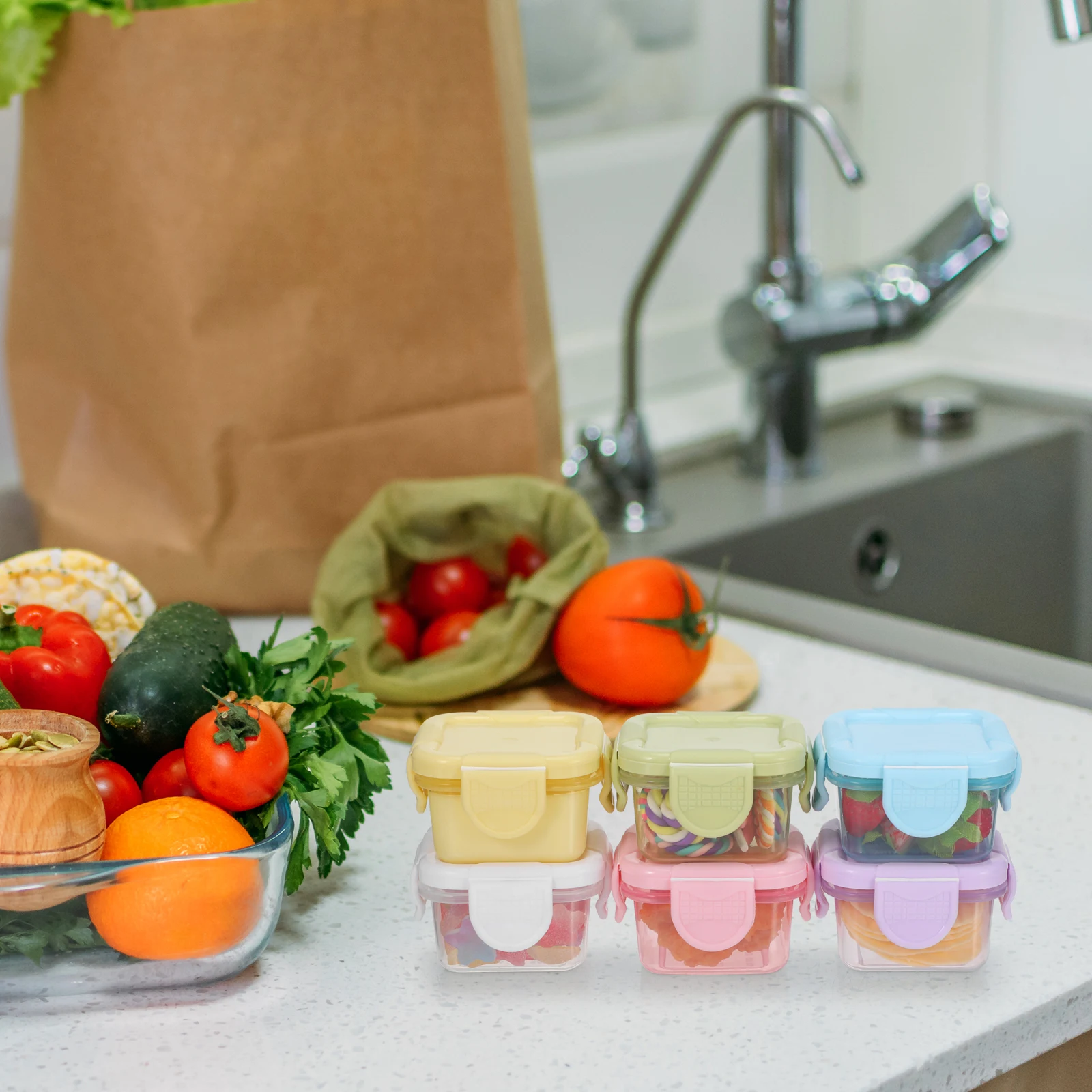 

6 Pcs Mini Crisper Sauce Storage Container Small Containers Dressing Dip Lids Airtight Portable Travel Picnic Snack Kids Bowls