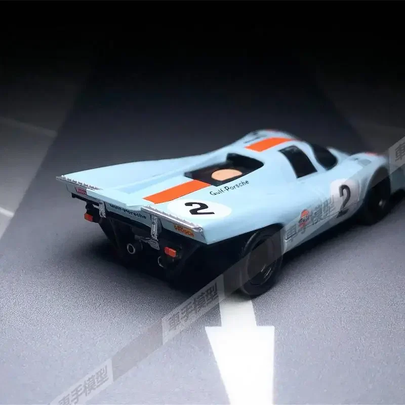 Sparky 1/64 Porsche Gulf Paint Gulf 917- # Model ze stopu metali 2, kolekcja zabawek dekoracyjnych dla dzieci, na prezenty świąteczne dla dzieci.