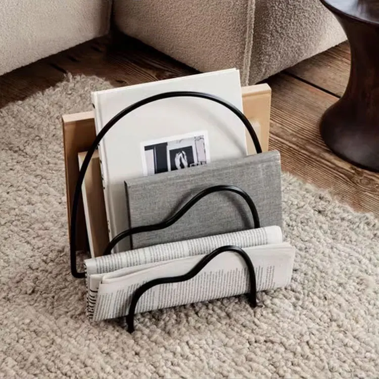 Simple modern wrought iron magazine storage rack, desktop bookshelf, movable household model room, creative shelf