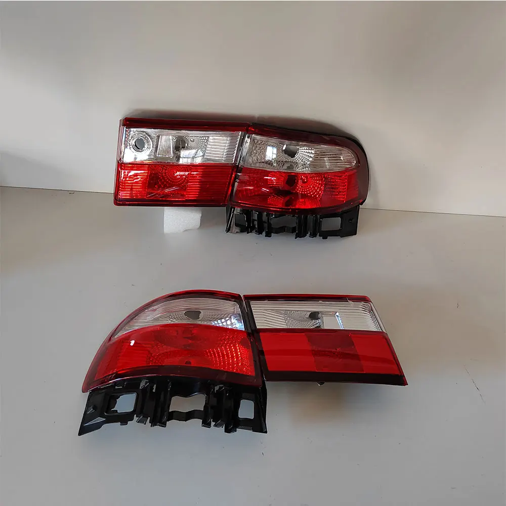 Luces de freno de coche para Toyota Corona Caldina AT190 AT191 ST190 ST191 luces traseras de automóvil señales de giro 1992-1995