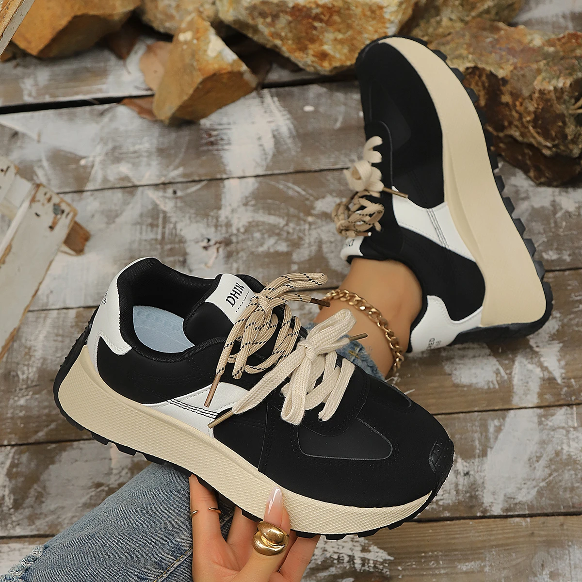 

Women Sneakers Spring Thick Bottom Women Shoes Summer Casual Patchwork Leather Sneakers Outdoor Casual Vulcanize Shoes Ladies